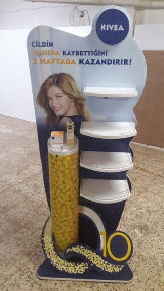 ÜRÜN TEŞHİR STANDLARI 61